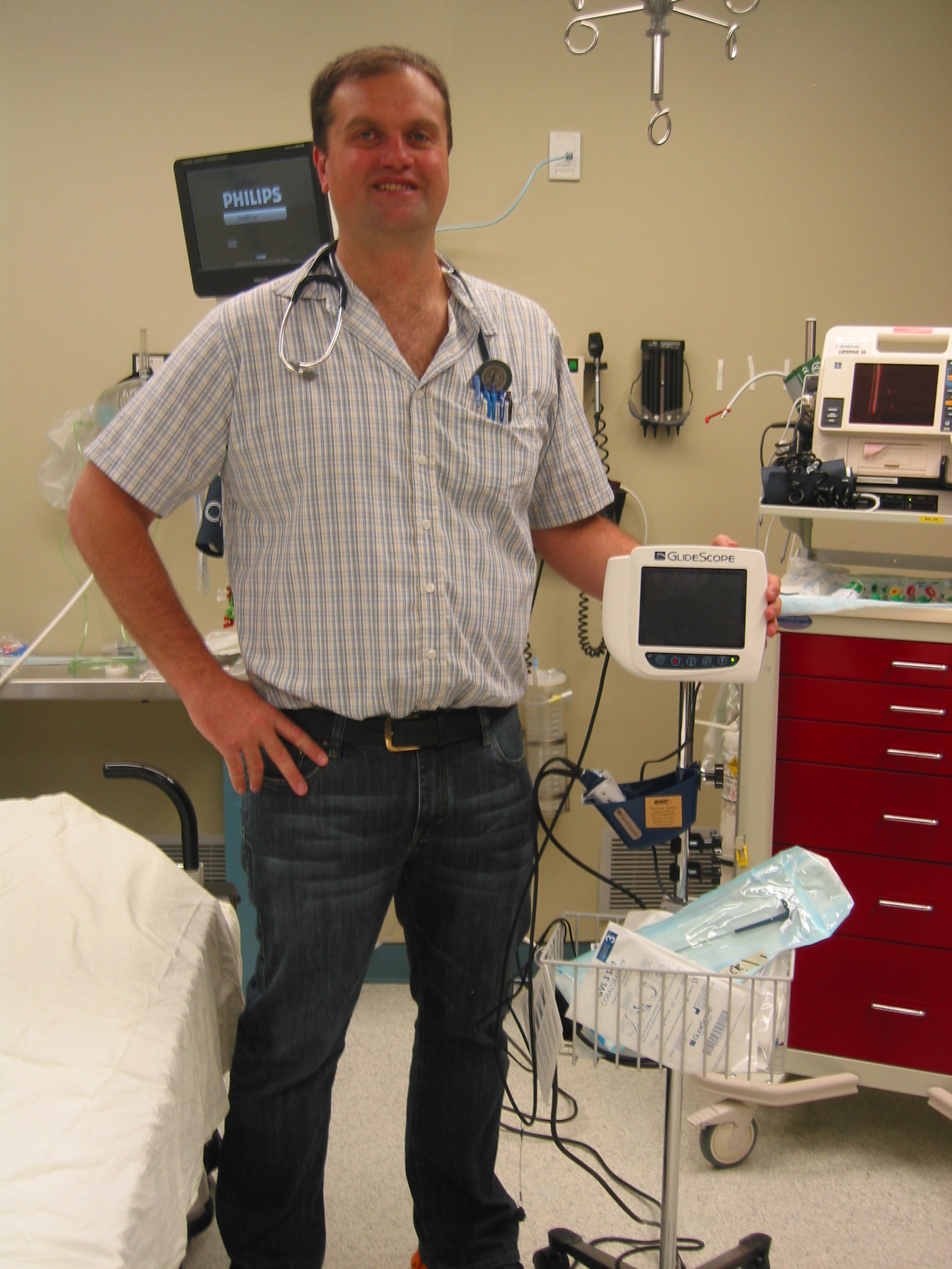 Dr. Engelbrecht, ER Physician, with the Glidescope Video Laryngoscope